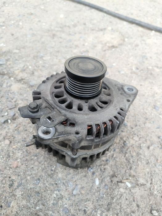 Генератор на Ниссан примера п12 2.0