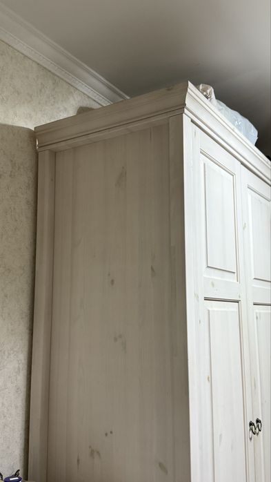 Шкаф продается, состояние хорошее.