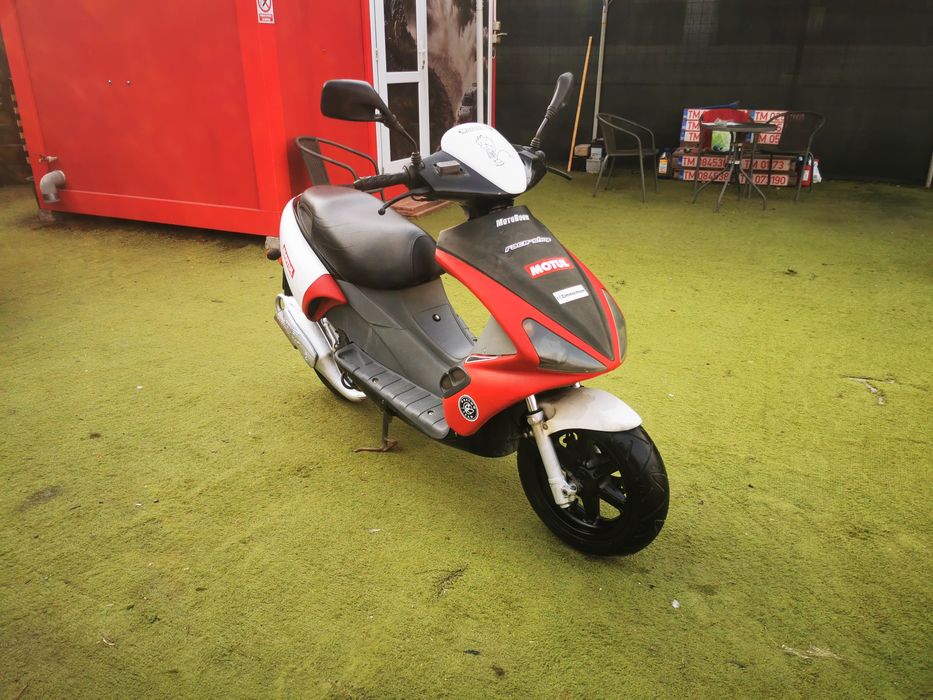 Scuter Benelli pe benzina/49cmc /Inmatriculat