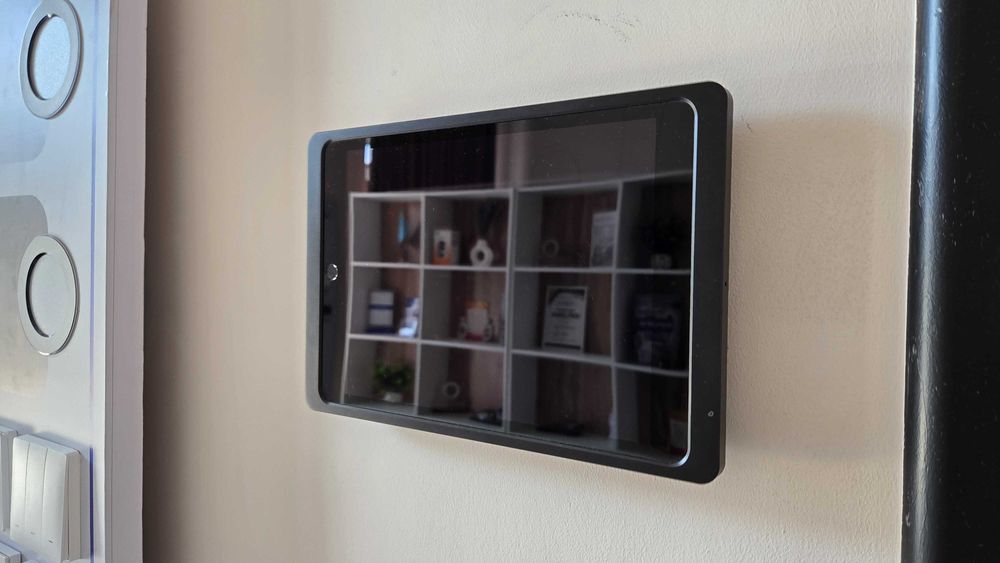 Планшет Apple Ipad + держатель зарядка