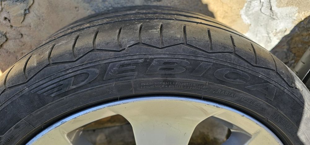 Джанти 17'' с летни гуми 225/45/17.