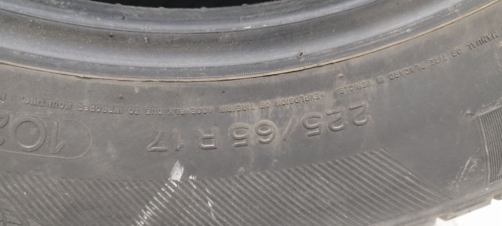 Продам летние шины Мишлен 225/65/17