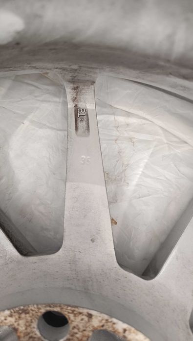 Нови гуми с джанти 5х114.3 от Тойта Авенсис