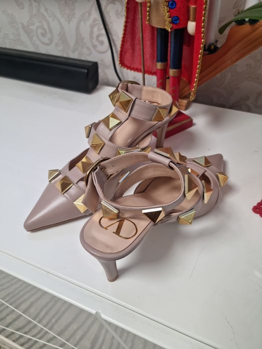 Pantofi VALENTINO Piele.