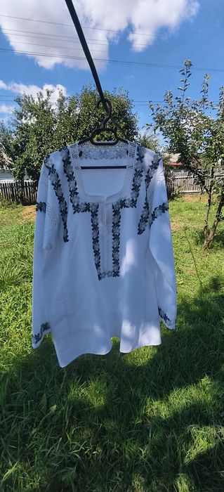 Cămași cu mărgele