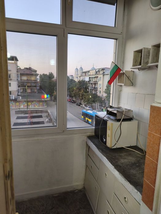 Дава се под наем Едностаен апартамент в Плевен, Идеален център - 48 кв.м за 180 € - Снимка #6