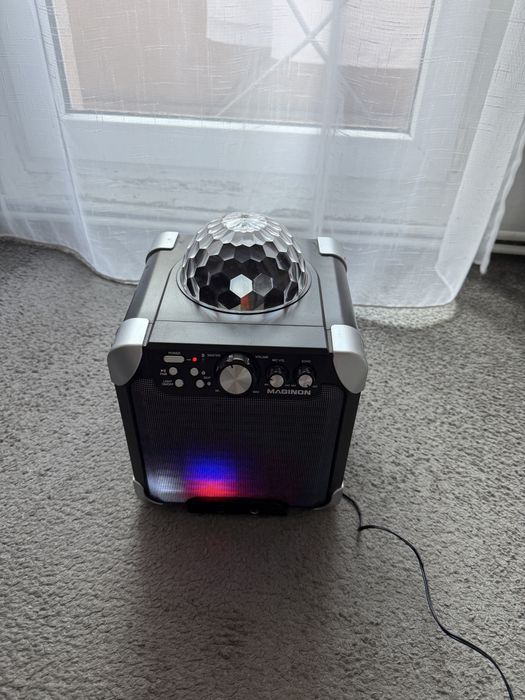 Boxa Maginon cu lumini