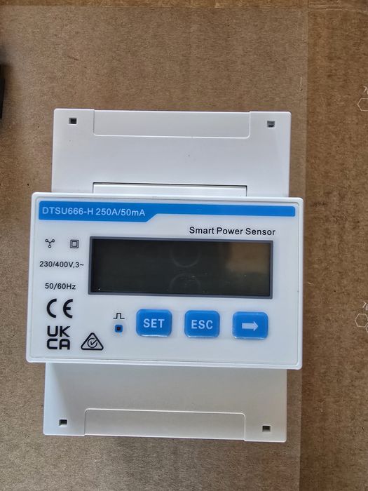 Invertor trifazic hybrid Huawei 6KW in garantie