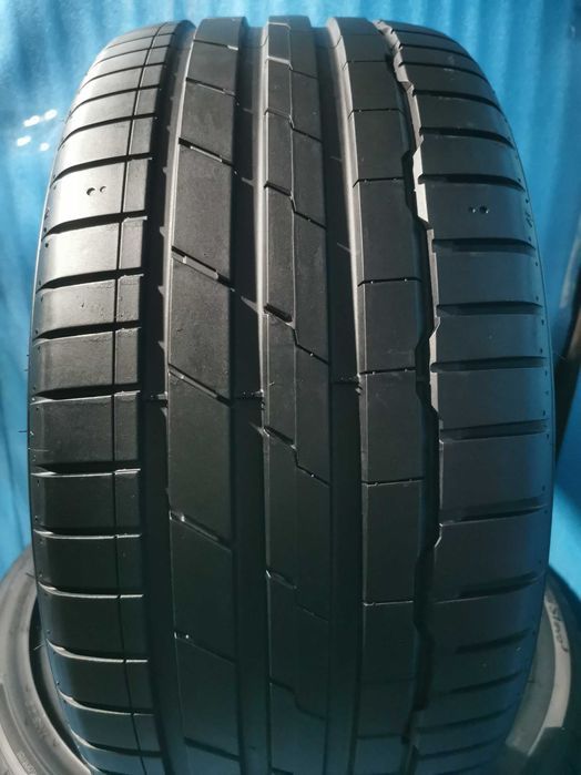 225/40 ZR18 - 245/35 ZR18 hankook 4 bucati