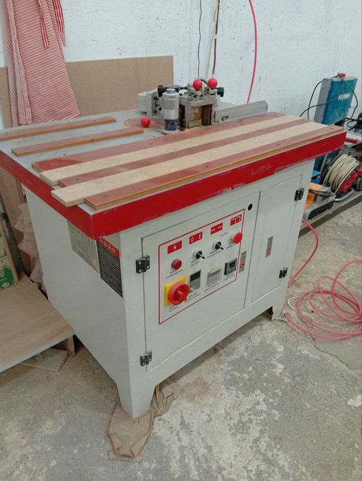 Продается кромочный станок для фигурного кормления  (цена) 600$