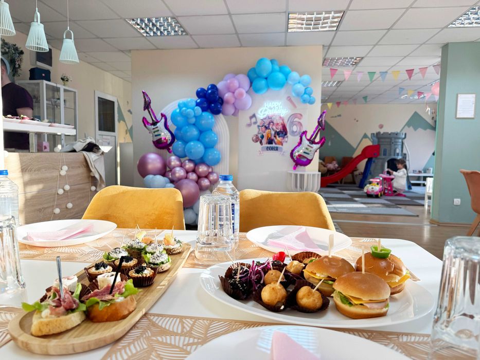 Парти зала с детски кът за рожден ден, погача, наем в Младост 4