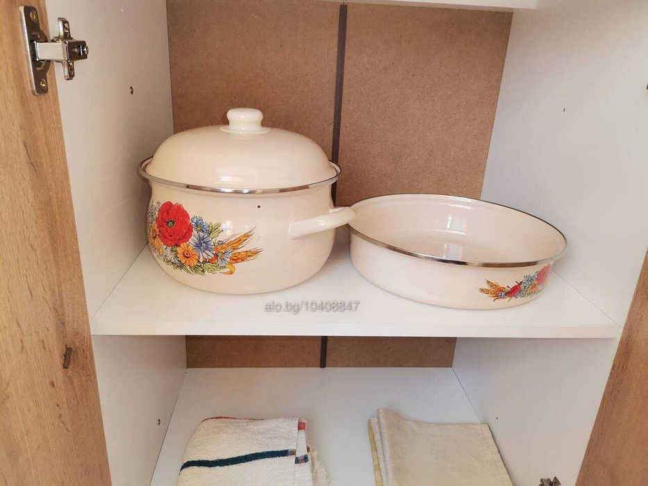 Нощувки в тристаен апартамент център