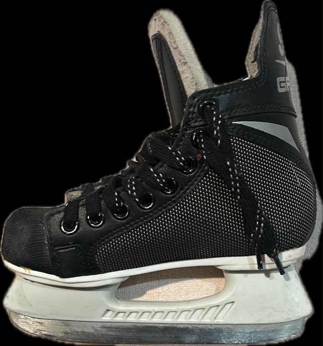 Хоккейные коньки Graff