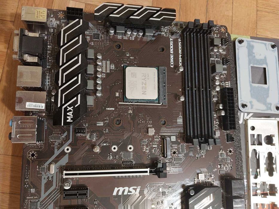 AMD Ryzen 7 3700X + MSI B450-A Pro MAX