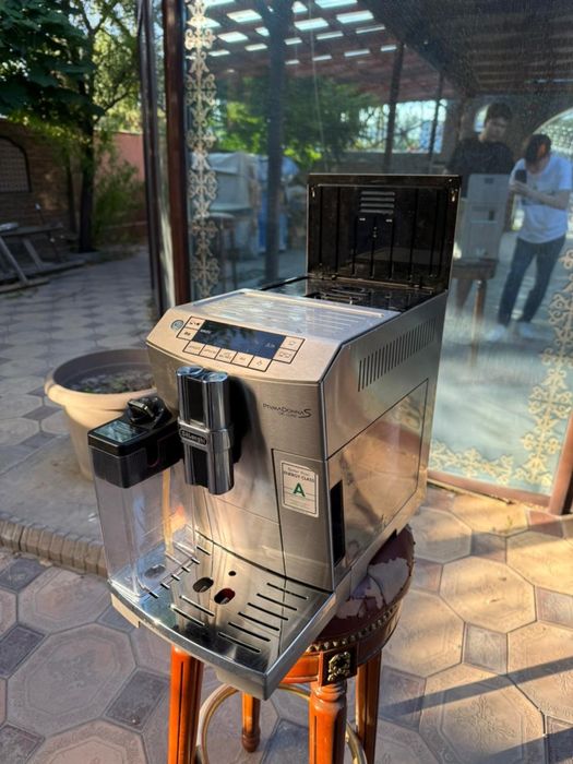 DeLonghi PrimaDonna S De luxe