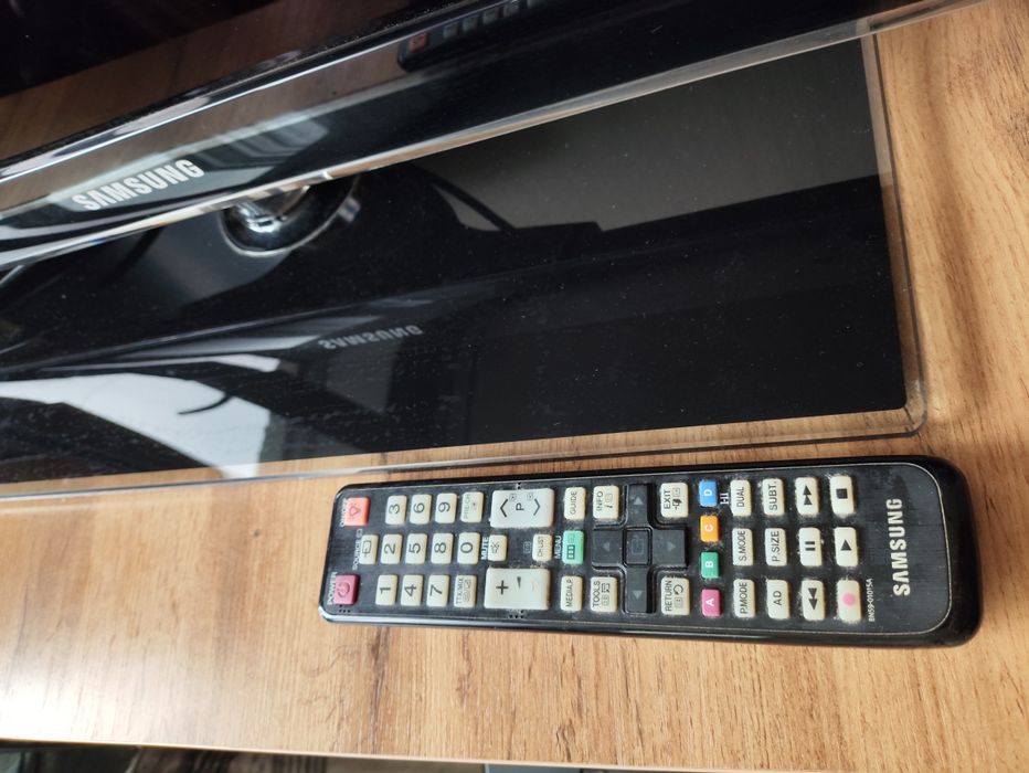 Телевизор Samsung 40" (102 см) Full HD