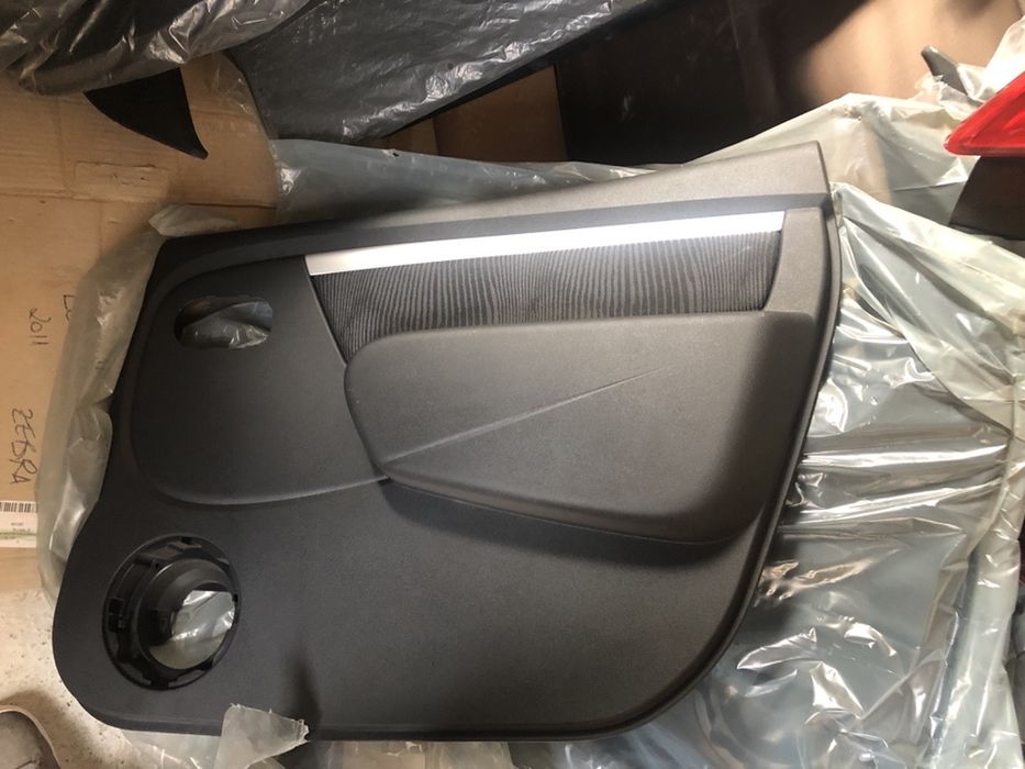 Fata de usa capitonaj tapiterie dreapta spate Dacia Logan Mcv 1 Faceli