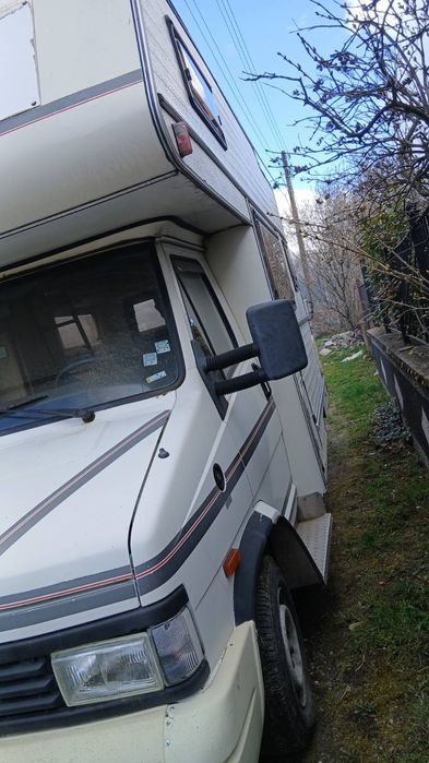 Продавам кемпер пежо 290В