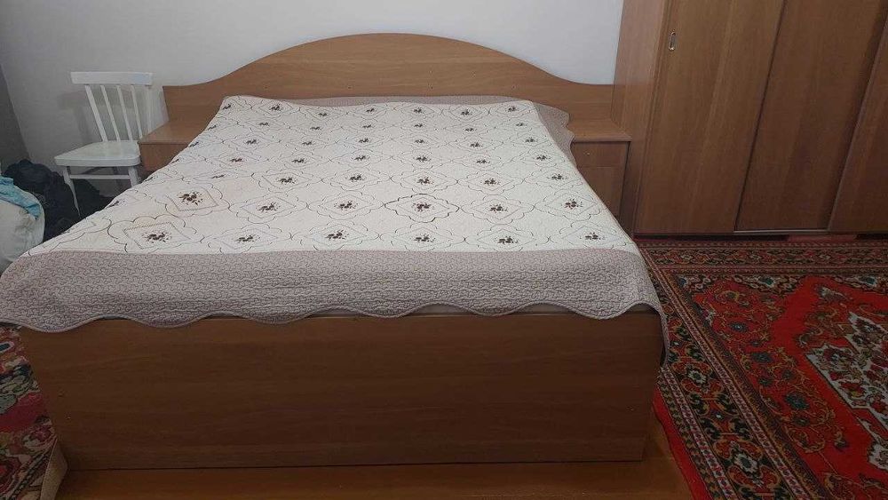 Продаёся срочно спальный гарнитур