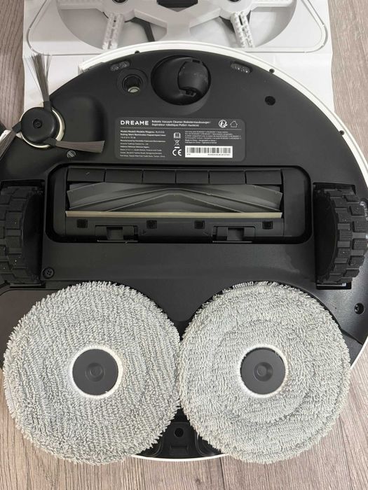 (RESIGILAT) Aspirator robot Dreame L40 Ultra GARANTIE 12 luni