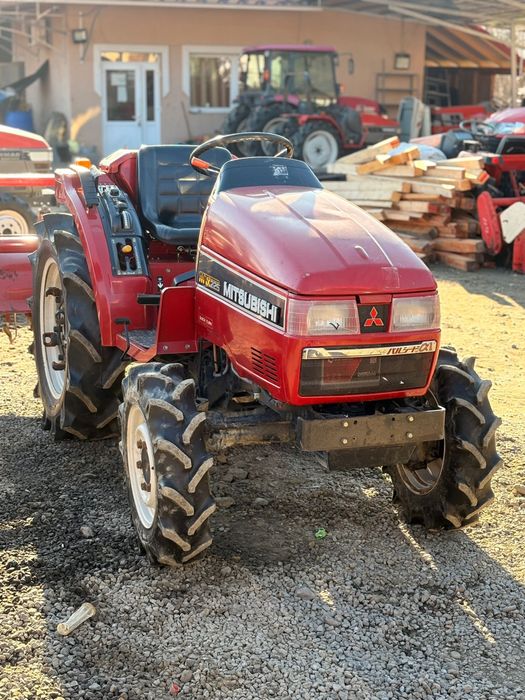 Tractor japonez MITSUBISHI MTX 225 – 22 CP, 4x4