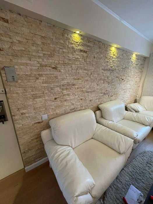 Canapea plus două fotolii de vânzare- negociabil 1000 lei