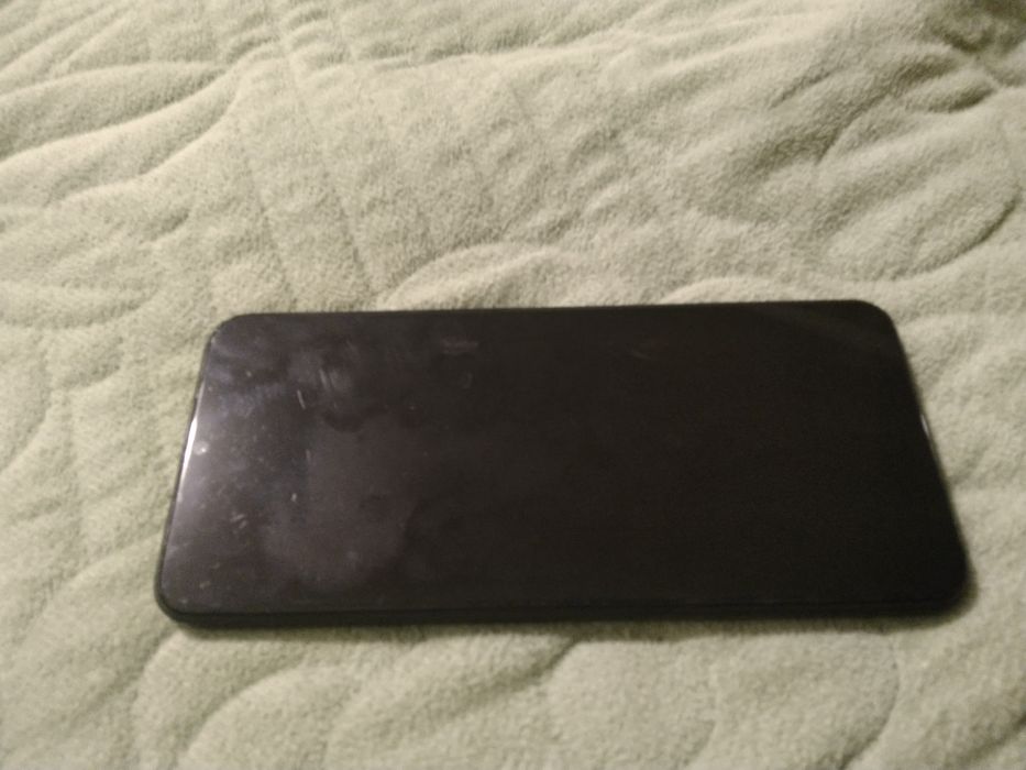 Продам телефон vivo Y33s