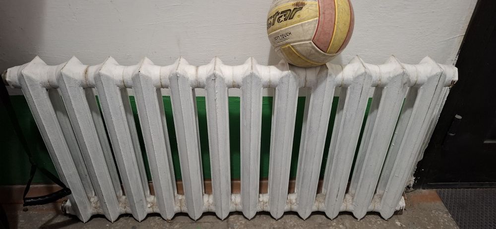 Батарея чугунная