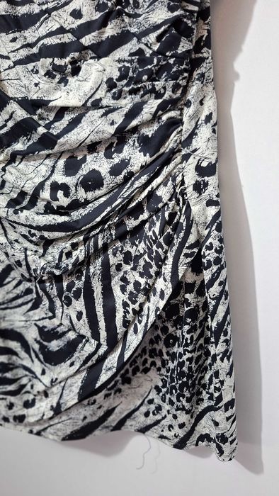 Lipsy London рокля с  бюстие и животински принт и набори EU 40