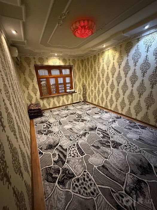 Kvartira sotiladi 69.30 m² . Uchtepa tumanida joylashgan.