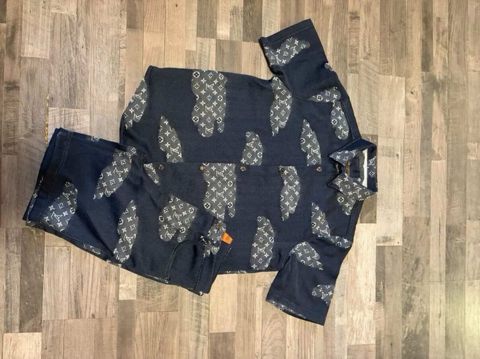 Compleu de blugi barbati model deosebit