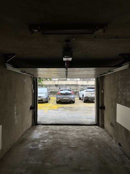 Дава се под наем Гараж / Паркомясто в София, Драгалевци - 20 кв.м за 153 € - Снимка #2