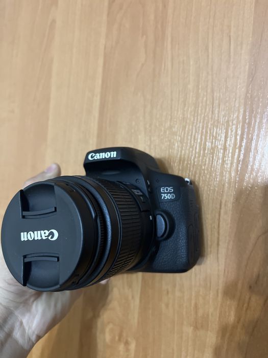 Canon 750D в отличном состояний