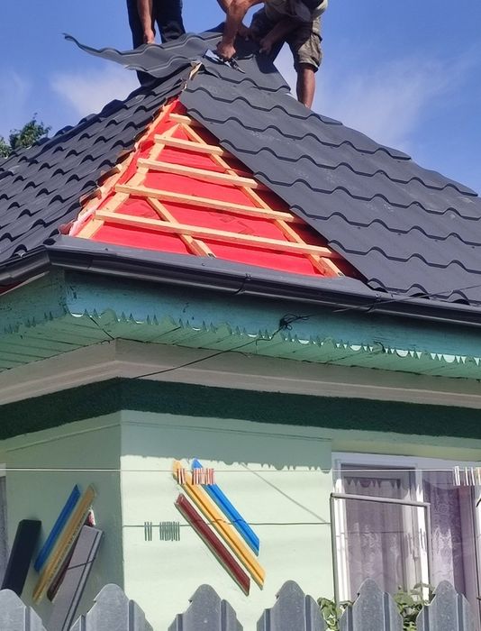Firmă autorizată meseriași profesioniști în acoperișuri Dulgherie
