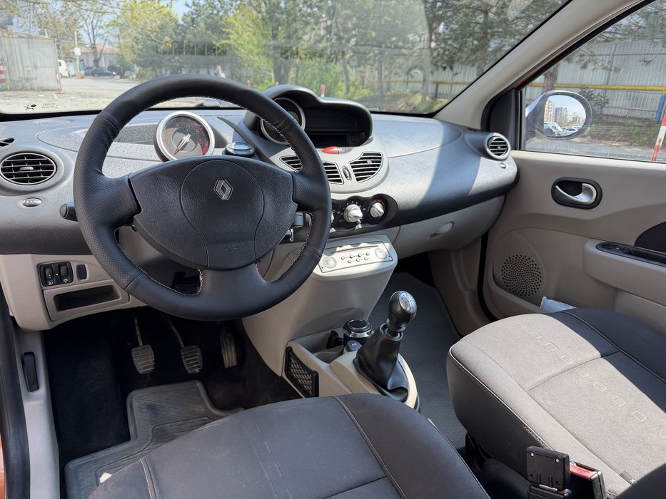 Renault Twingo 1.2 16v 75 CP
