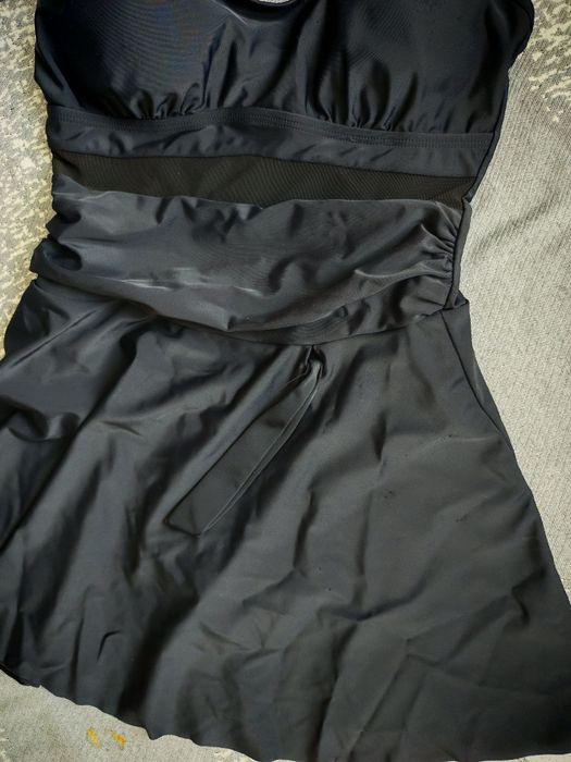 Продам купальник