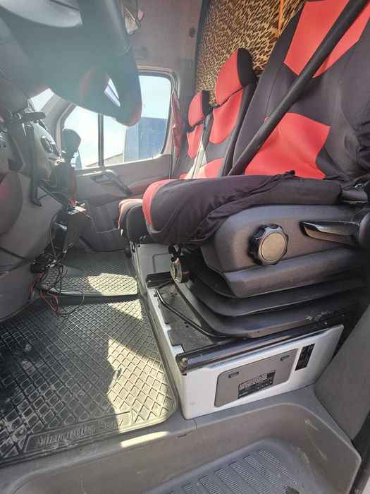 masina mercedez sprinter