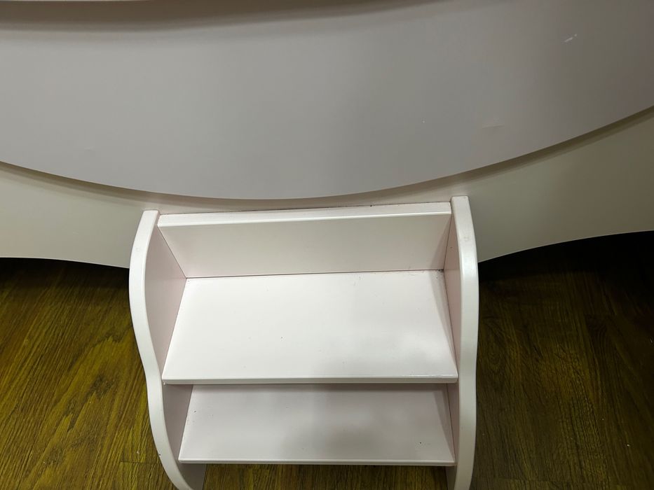 Кровать розовый для принцессы