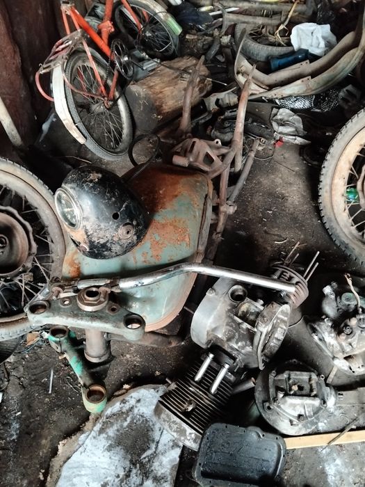 Продам мотоцикл Урал 6 в с люлькой