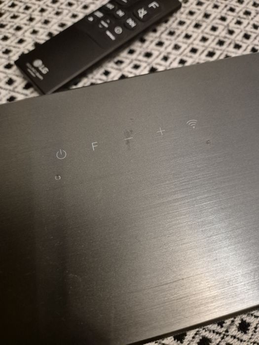 Soundbar LG AL8Y by Meridian cu kit sorround