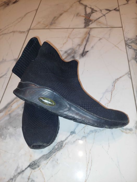 Спортни маратонки