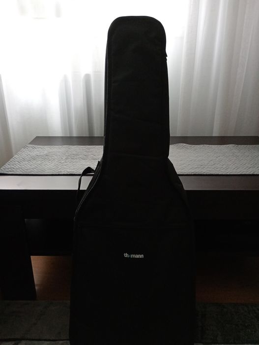 Chitara Electrica Harley Benton SK-200 BK Student serie bundle.