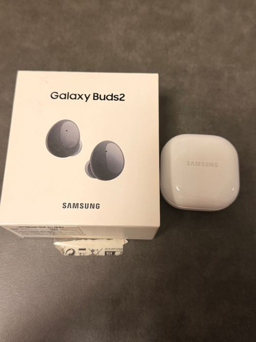 Слушалки Galaxy Buds2