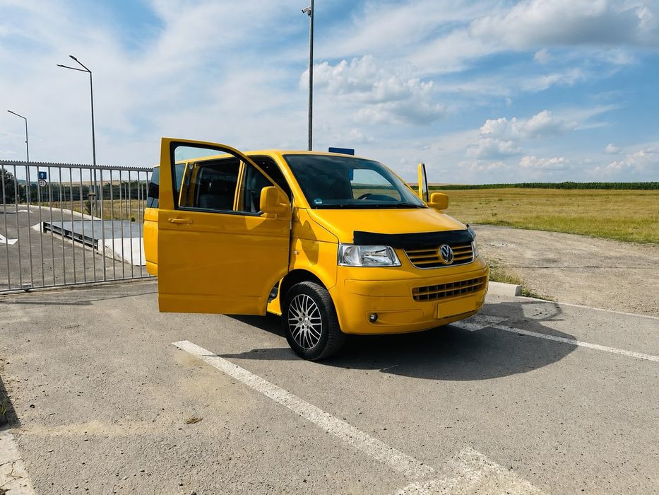 Volkswagen t5 caravelle
