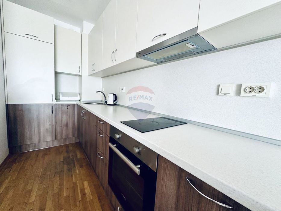 Продава се Двустаен апартамент в к.к. Св.Св. Константин и Елена - 84 кв.м за 2084 €/кв.м - Снимка #7