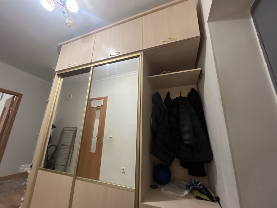 Прихожая продается СРОЧНО