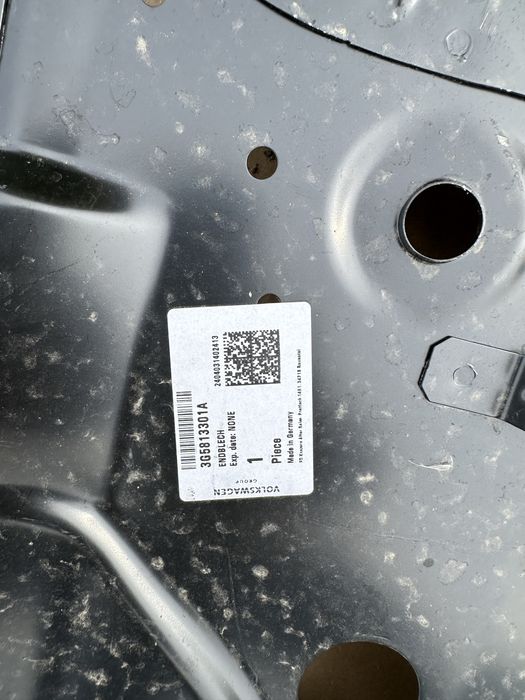 Panou spate vw passat b8.cod:3g5813301.a.