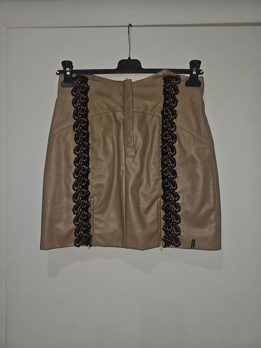 Дамска пола Алесса.