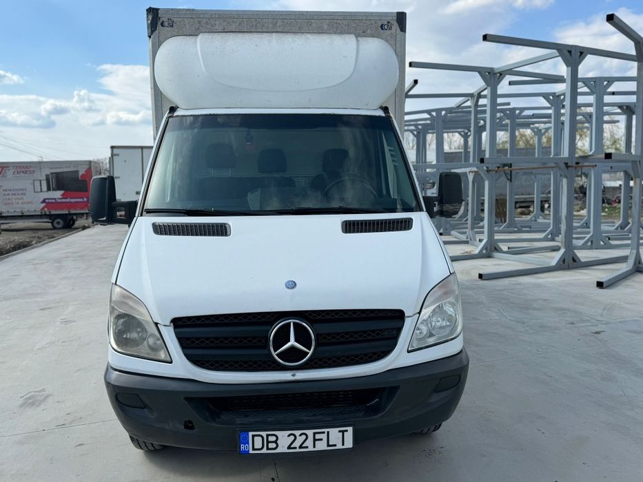 INCHIRIEZ Duba Autoutilitara Mercedes 2.2 Cub Dublu/Simplu CONTRACT