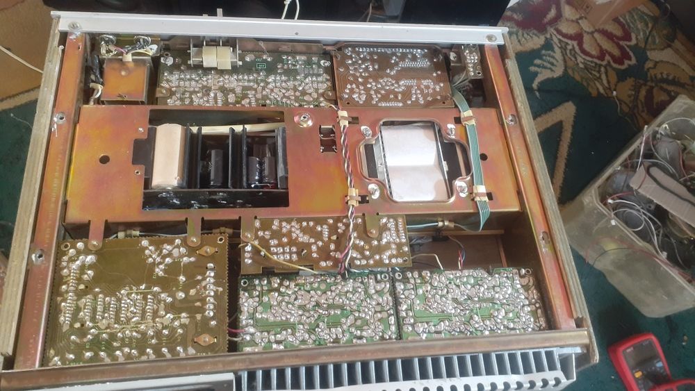 Radiotexnika 101 usilitil sotiladi